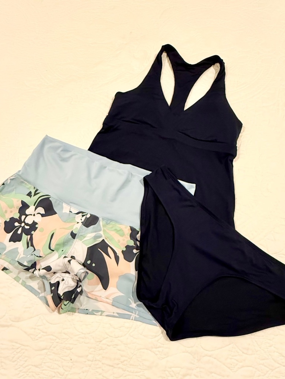NEW Navy Carve Tankini Bathing suit set with Roxy Swim Shorts